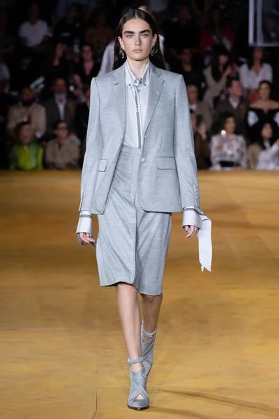 Look 21